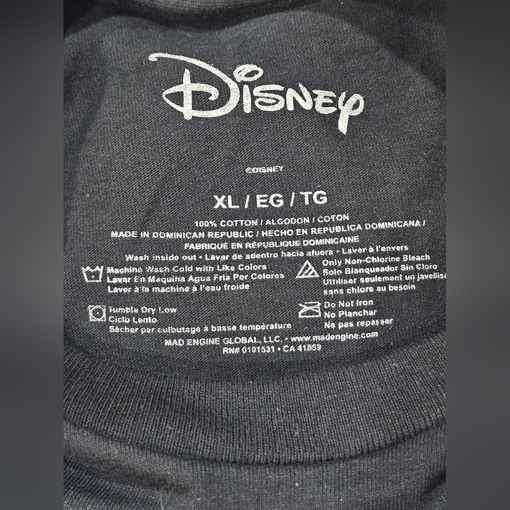 Disney Adult Alice in Wonderland Mostly Mad Tea Party Shirt. Size XL, New! - Picture 3 of 3